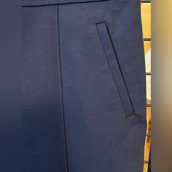 EUC Tory Burch Women’s Navy Blue Ankle Pants - size 14 - Picture 4 of 7